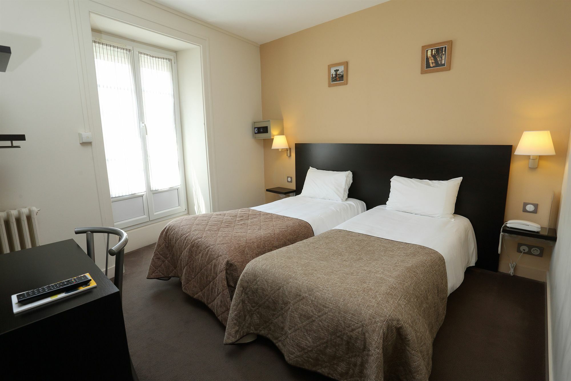 לה רושל Hotel Le Bord'O Vieux Port מראה חיצוני תמונה